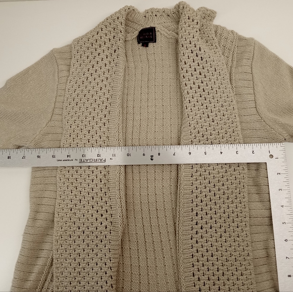 Cardigan - Picture 6 of 7